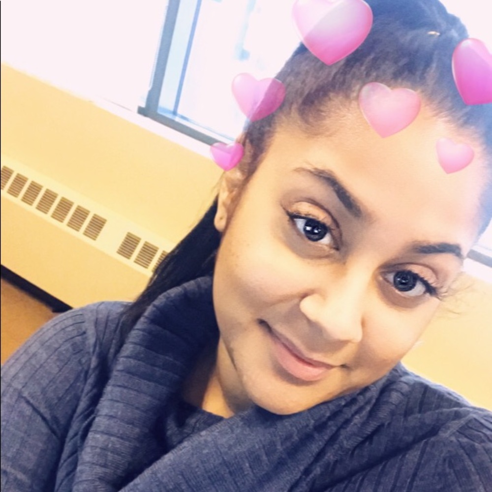 Meet your Posher, Isa